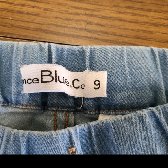 Women's Blue Jeans Vince Blue Co. Brand   Size 3 Elastic Waist - Picture 3 of 3